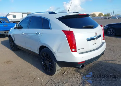 2013 Cadillac Srx Luxury Collection z USA, uszkodzony, nr VIN 3GYFNGE39DS594720